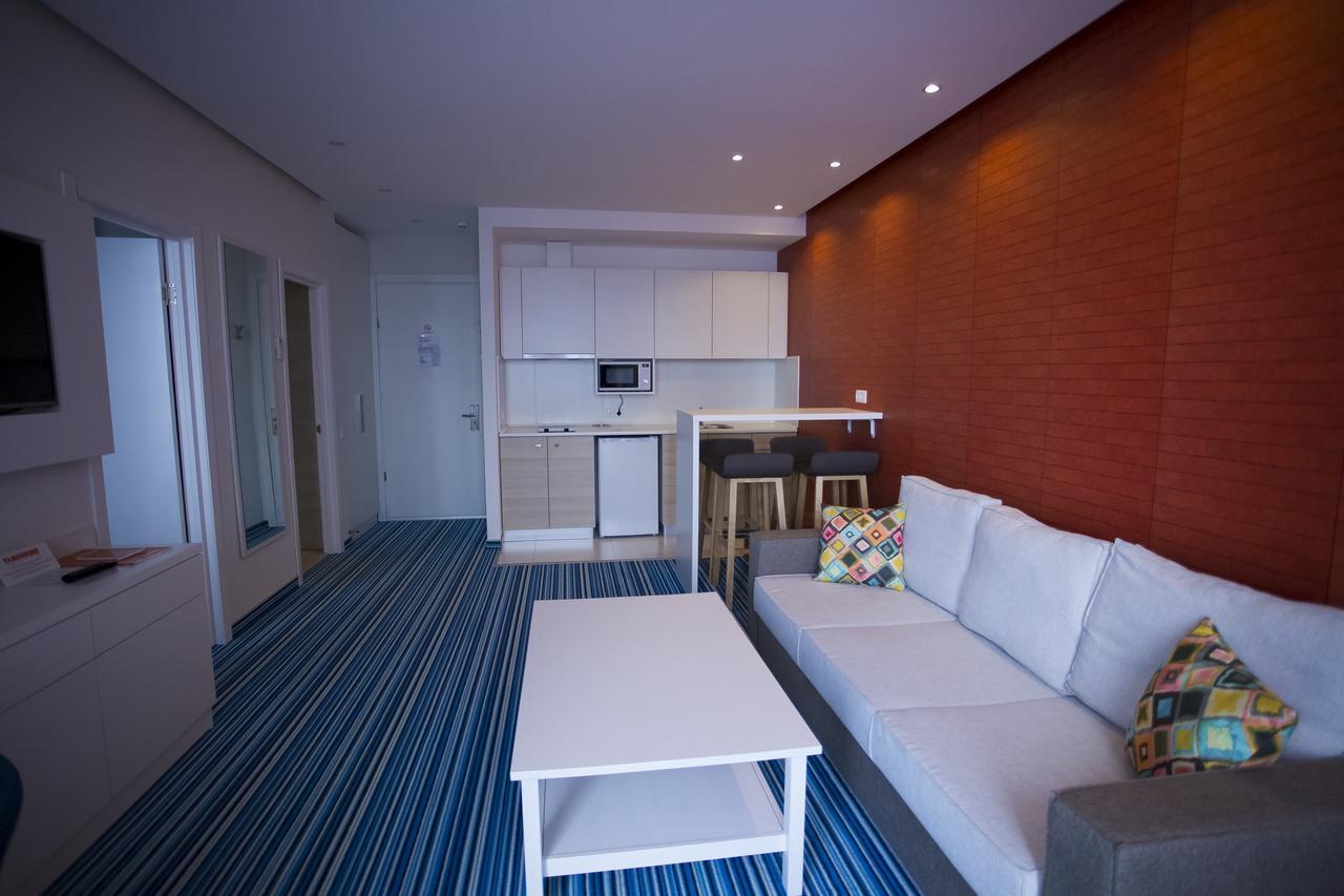 Aparthotel Tangerine Batumi Exterior foto